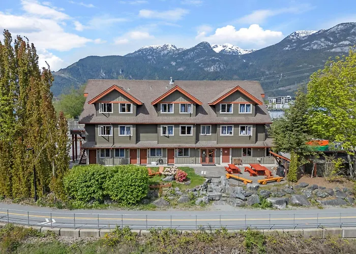 Squamish Adventure Inn