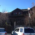 Howe Sound Inn & Brewing Company