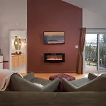 The Mountain Den