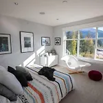 Mountain Serenity Meets Luxury