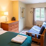 Squamish Adventure Inn