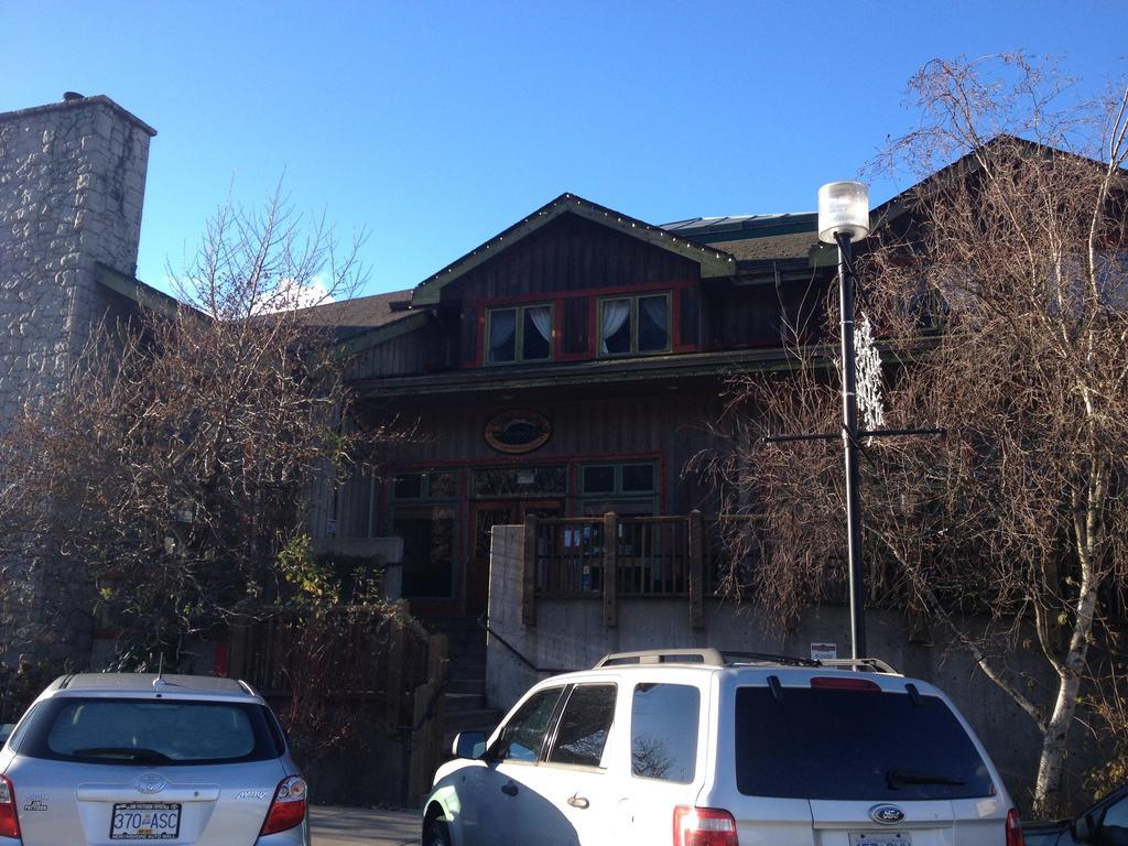 Inn Howe Sound & Brewing Company Squamish