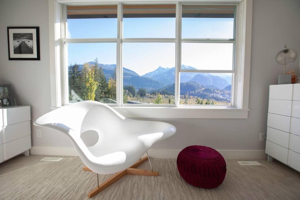 Mountain Serenity Meets Luxury Holiday home