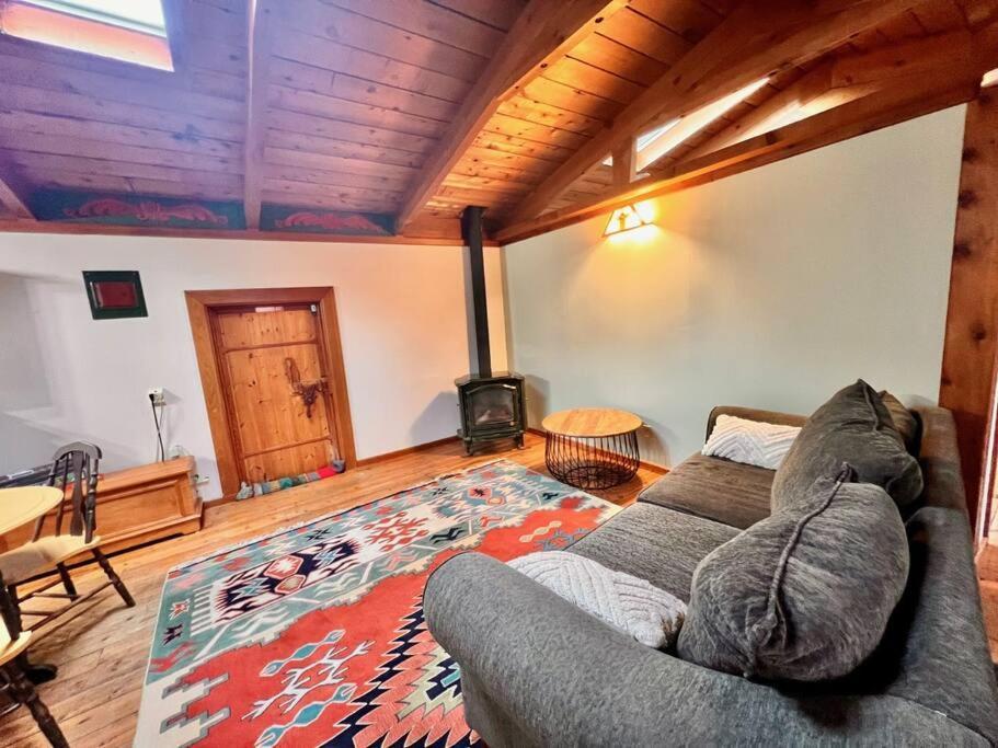 Holiday home Nostalgic Downtown Boatbuilder's Cabin - Licensed Squamish