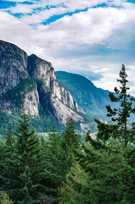Slice Of Heaven Squamish