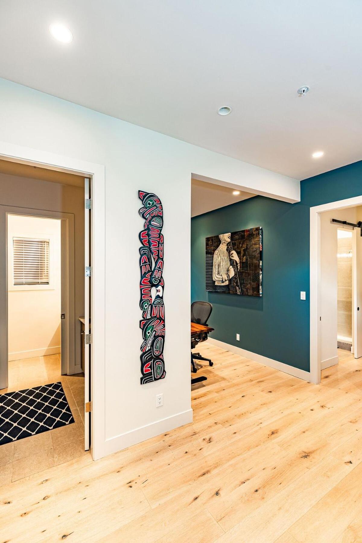 Large Modern In Holiday home