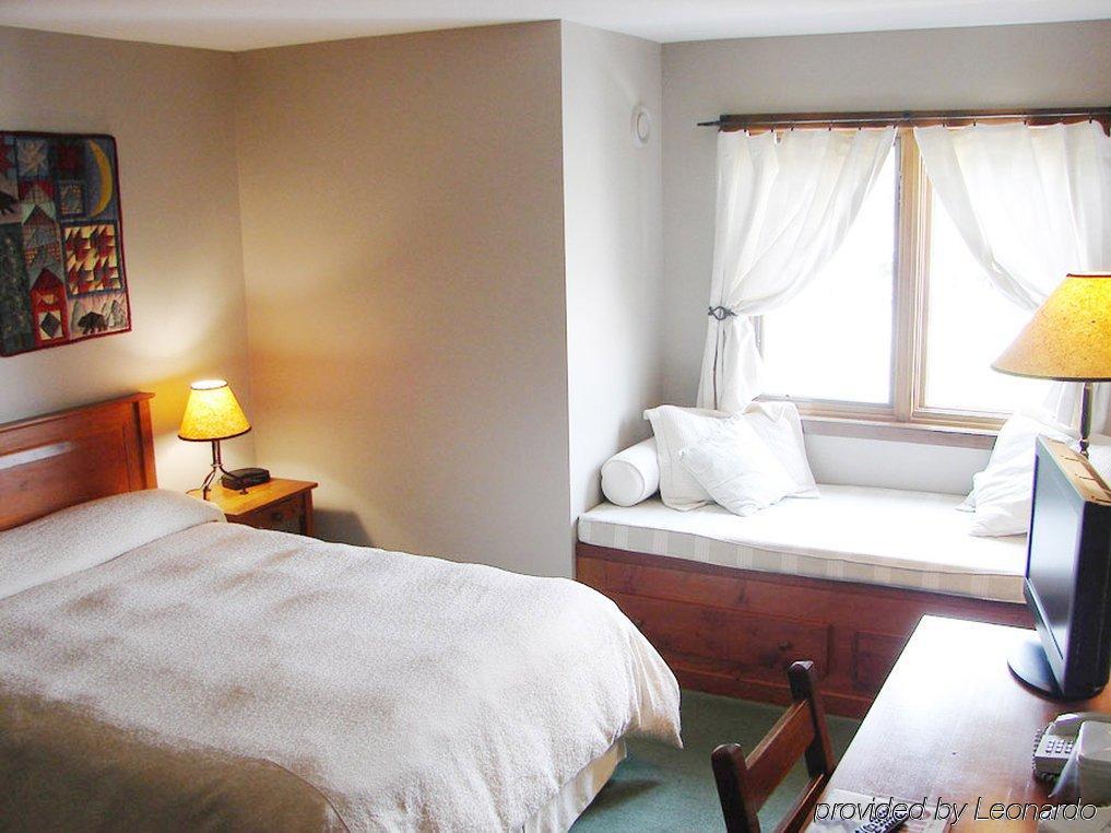 Howe Sound & Brewing Company Inn