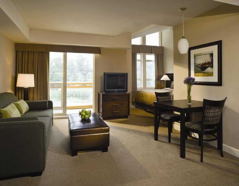 Hotel Executive Garibaldi Spring Golf - Squamish