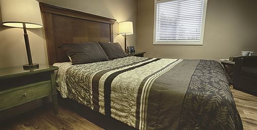 Hotel Squamish Hotel 3*