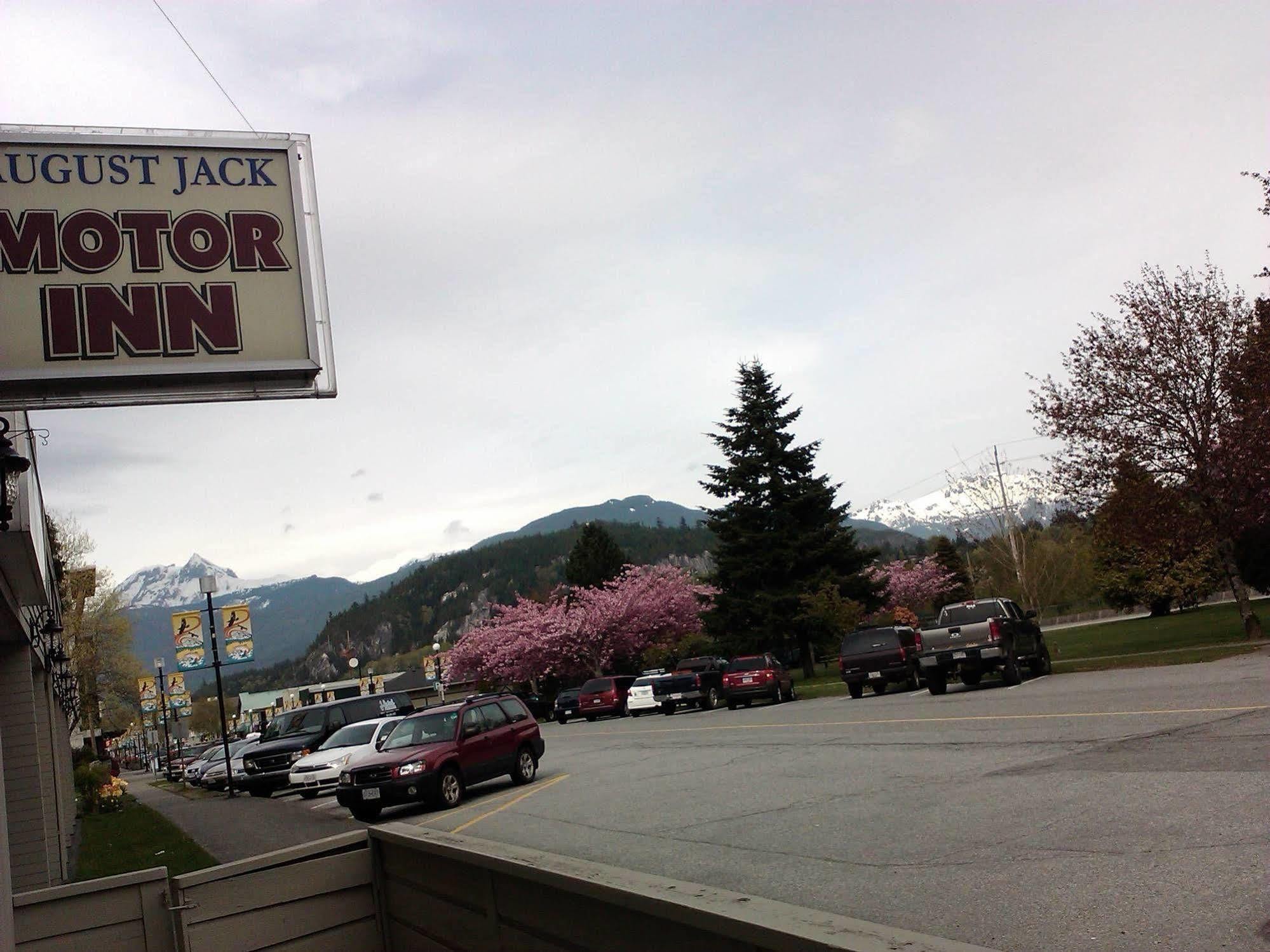 Motel August Jack Inn