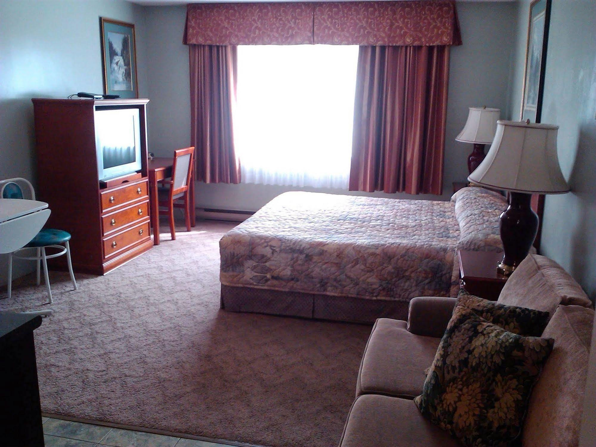 August Jack Inn Motel 2*