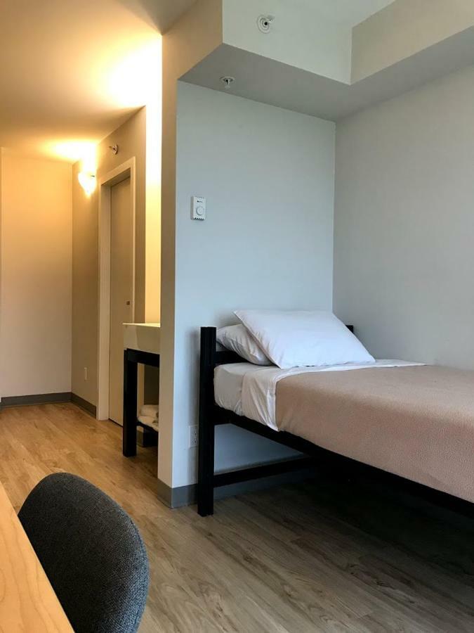 Hostel Residences At Quest University