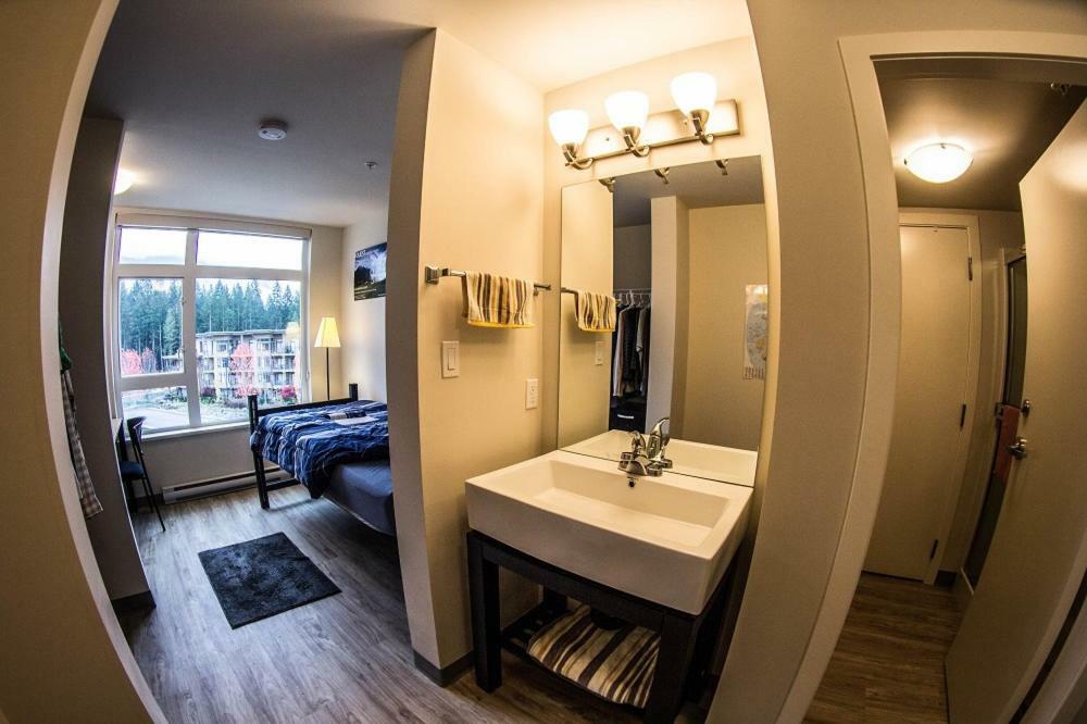 Residences At Quest University Hostel Squamish