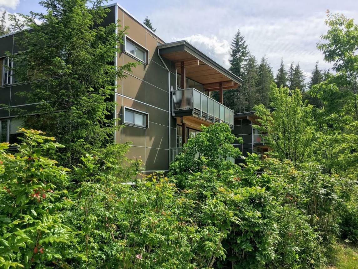 Residences At Quest University * Squamish