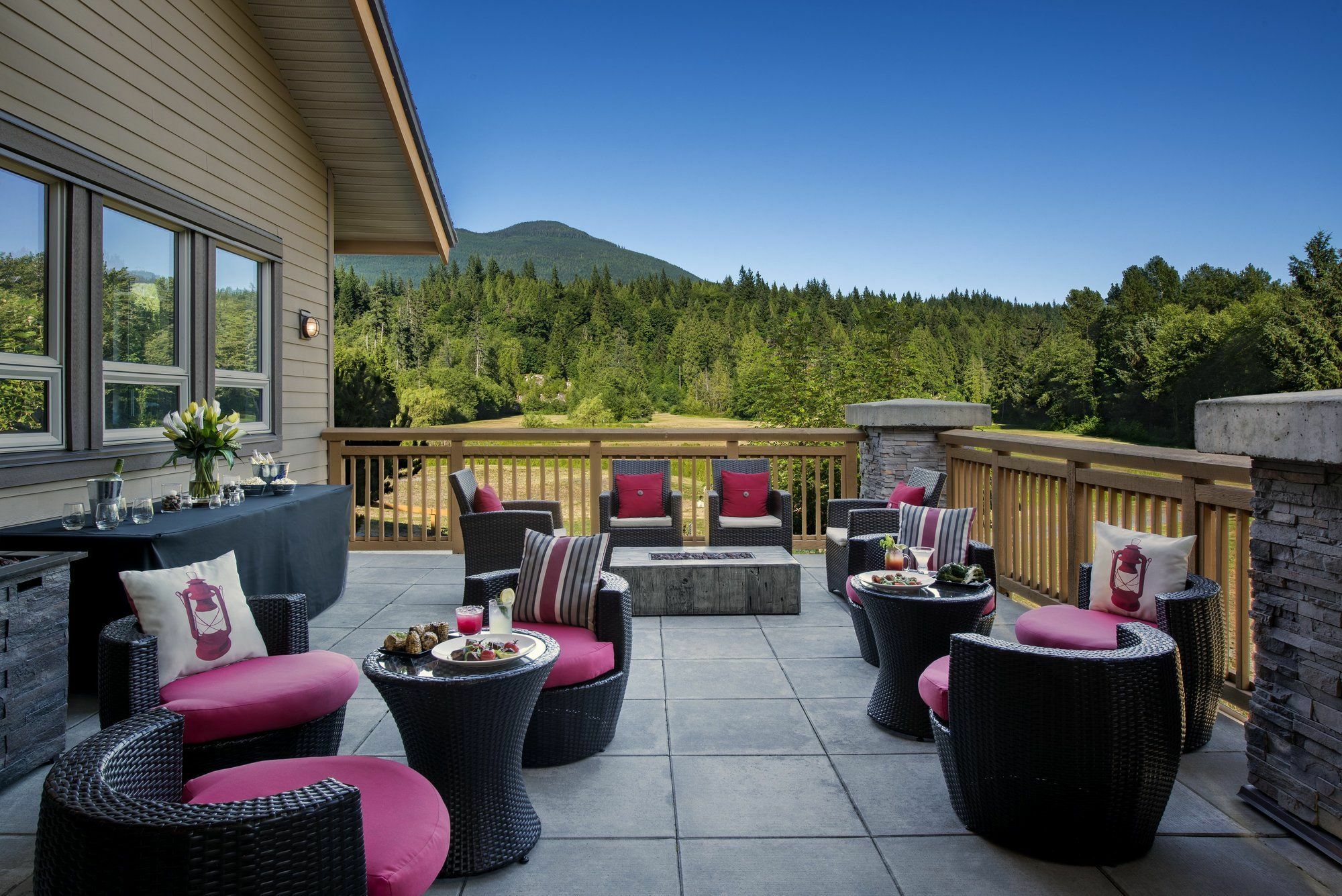 Hotel Executive And Resort, Squamish