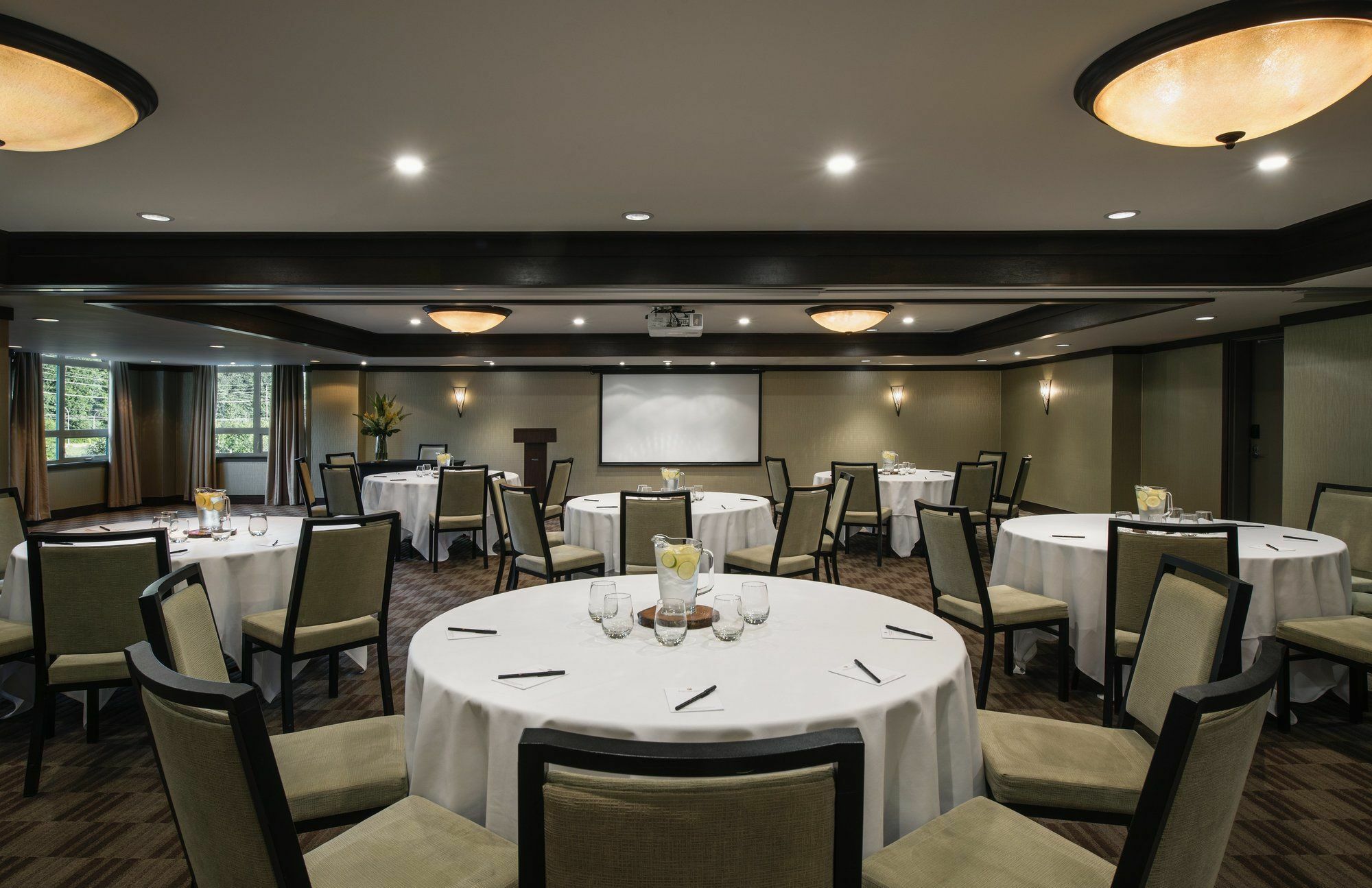 Executive And Resort, Hotel