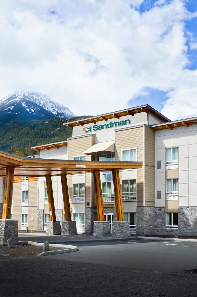 Sandman And 3* Squamish