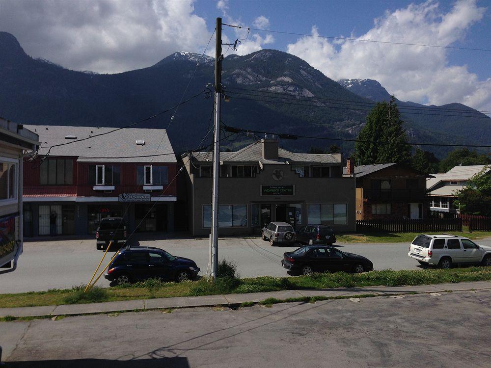 Budget Motel