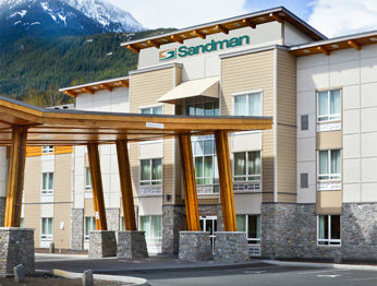 Hotel Sandman And Squamish